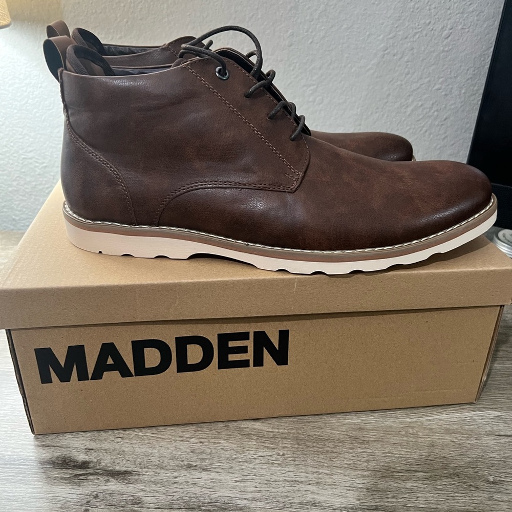 Men’s size 13 Madden Boots
